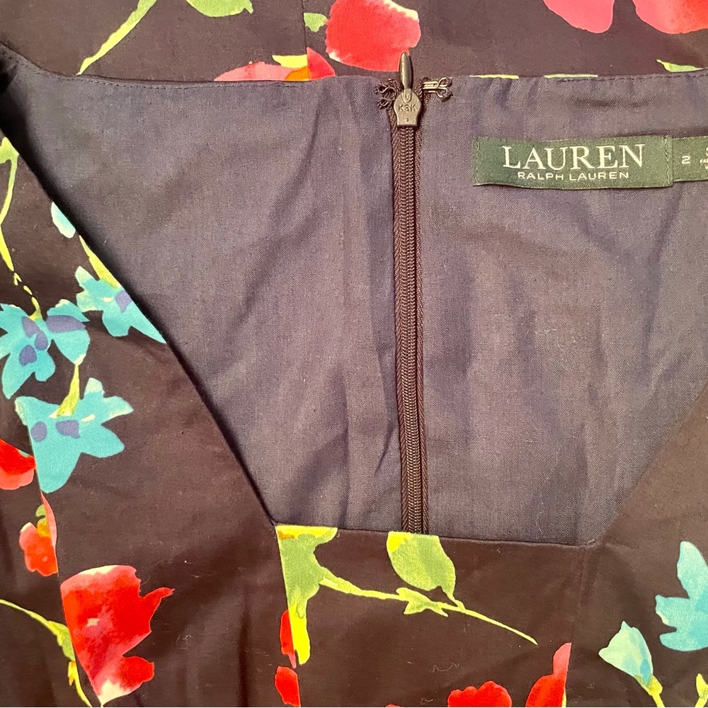 Beautiful Ralph Lauren dress - Picture 4 of 4